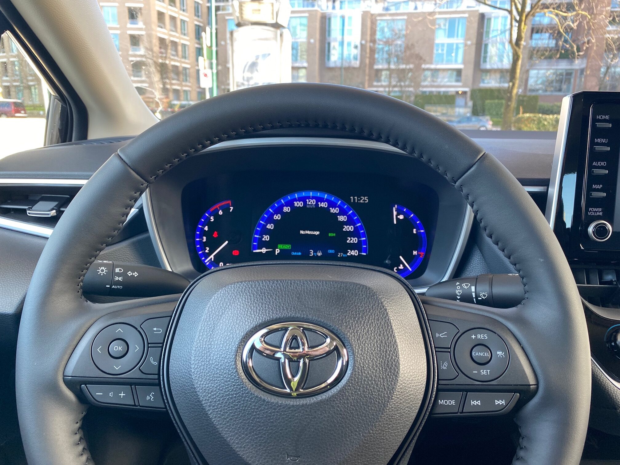 2022 Toyota Corolla Hybrid (Premium PKG) | AXIS AUTO